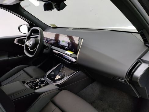 Used 2025 BMW X3 xDrive30i w/ Convenience Package image 23