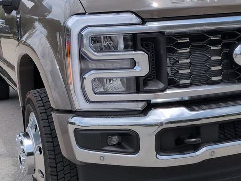 New 2026 Ford F450 King Ranch w/ Chrome Package AWD/4WD image 9
