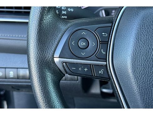 Used 2024 Toyota Camry LE w/ Convenience Package image 25