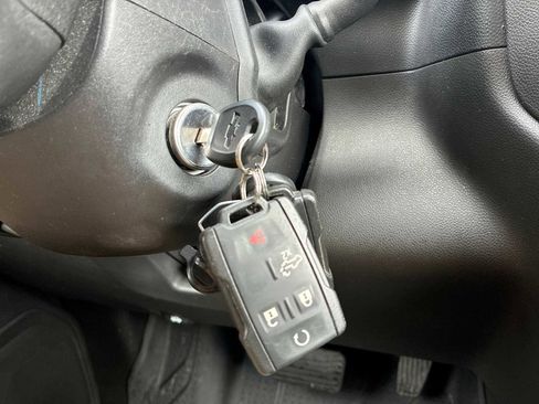 Certified 2019 Chevrolet Silverado 1500 Custom Trail Boss w/ Custom Convenience Package image 16