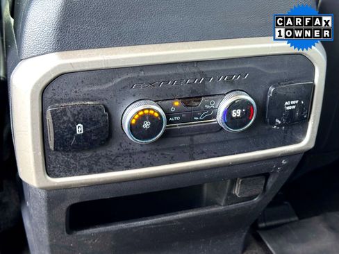Used 2022 Ford Expedition XLT image 19