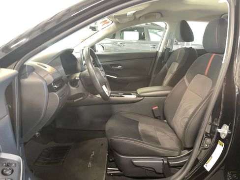 Used 2022 Nissan Sentra SR w/ Midnight Edition image 22