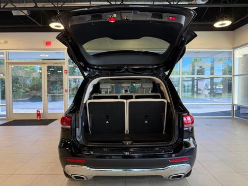 Used 2023 Mercedes-Benz GLB 250 4MATIC w/ Premium Package image 46