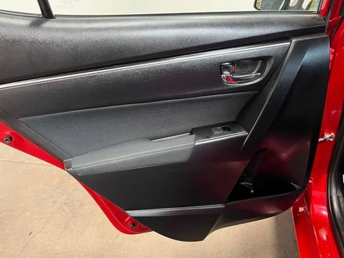 Used 2017 Toyota Corolla LE FWD image 16