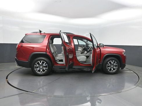Used 2021 GMC Acadia SLE w/ Driver Convenience Package FWD image 37