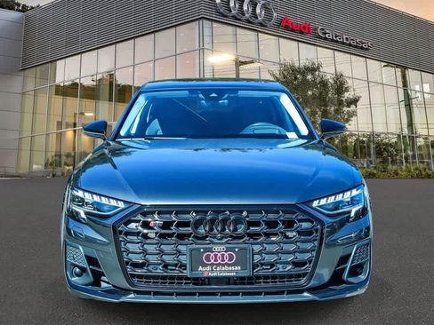 Used 2023 Audi S8 w/ S8 Comfort Plus Package AWD/4WD image 2