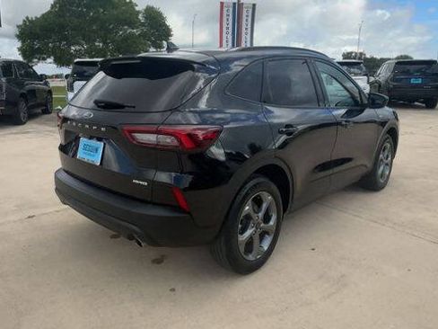 Used 2025 Ford Escape ST-Line Select AWD/4WD image 8
