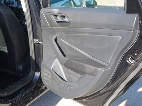 Used 2024 Volkswagen Jetta SE image 22