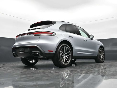 New 2026 Porsche Macan image 46