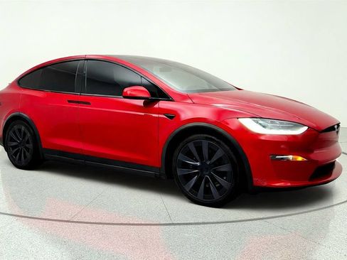 Used 2022 Tesla Model X Plaid AWD/4WD image 3