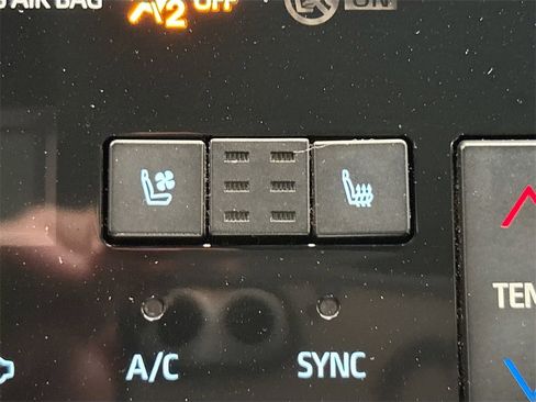 Used 2019 Toyota Avalon Touring image 21