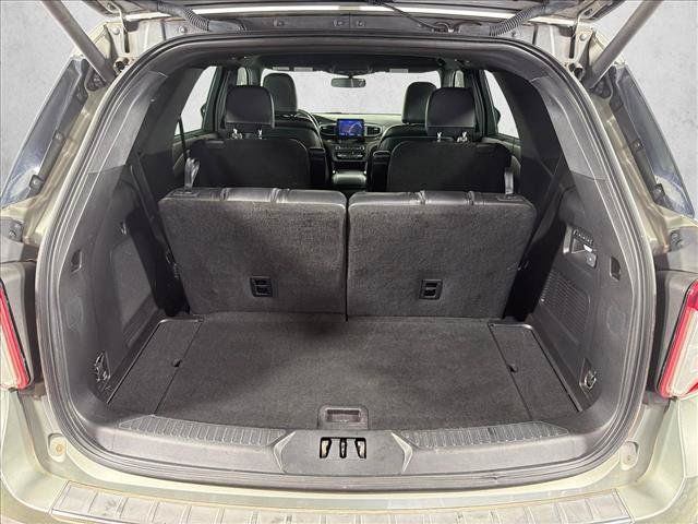 Used 2020 Ford Explorer Limited RWD image 19