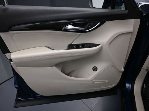 Used 2023 Buick Envision Preferred image 12