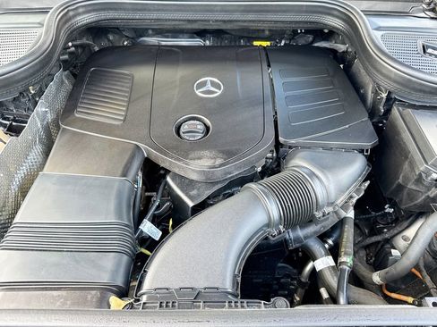 Used 2025 Mercedes-Benz GLE 350 4MATIC image 32