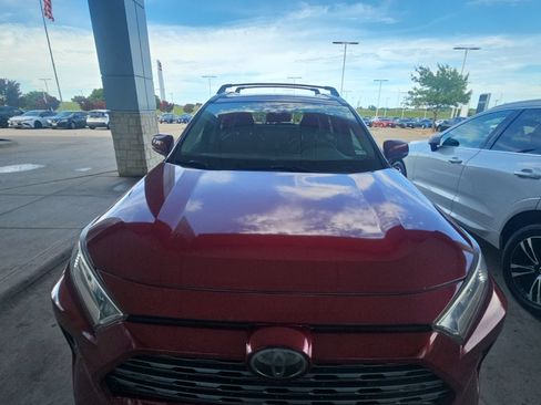 Used 2019 Toyota RAV4 Limited FWD image 27