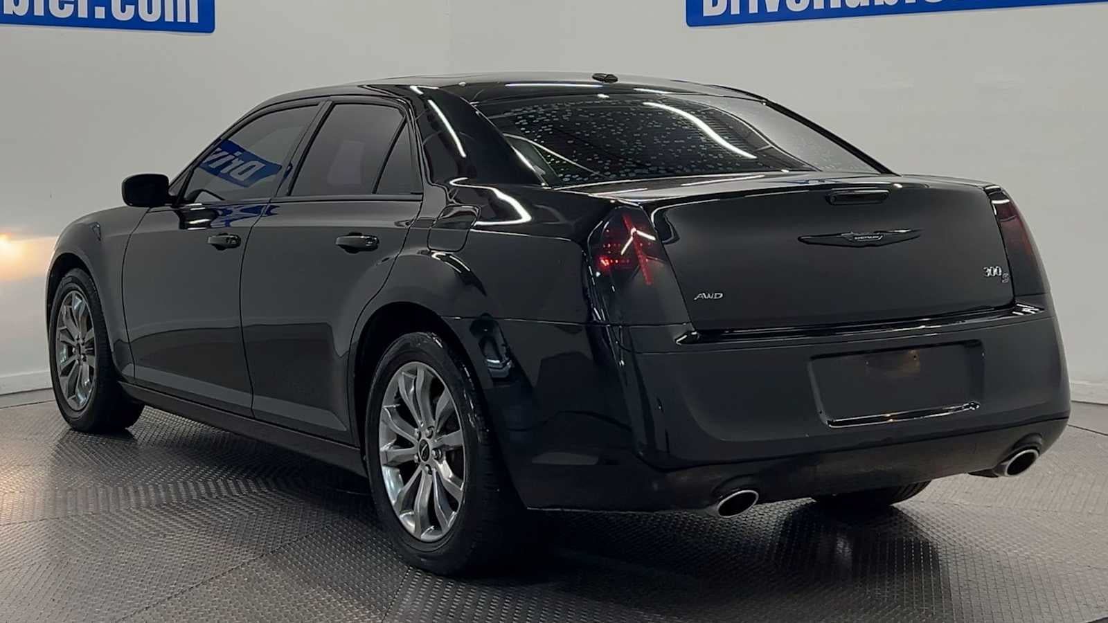 Used 2014 Chrysler 300 S AWD/4WD image 6