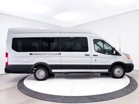 Used 2019 Ford Transit 350 XLT RWD image 29