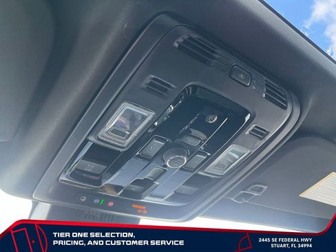 New 2026 GMC Yukon XL Denali w/ Denali Reserve Package AWD/4WD image 34