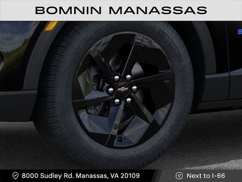 New 2026 Chevrolet Equinox EV LT w/ Midnight Package image 9