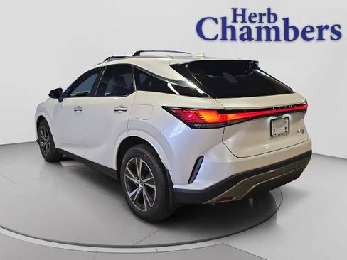 Used 2023 Lexus RX 350 Premium w/ Accessory Package AWD/4WD image 3