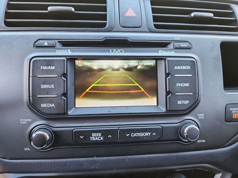 Used 2012 Kia Rio SX image 17