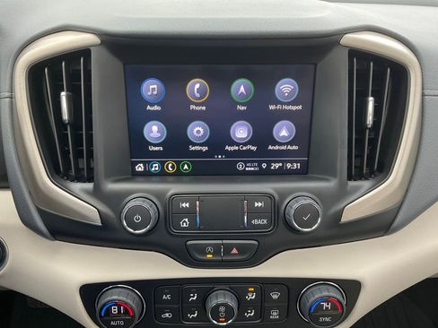 Used 2023 GMC Terrain Denali w/ Denali Premium Package image 12