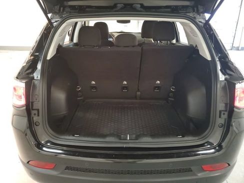 Used 2019 Jeep Compass Sport AWD/4WD image 6