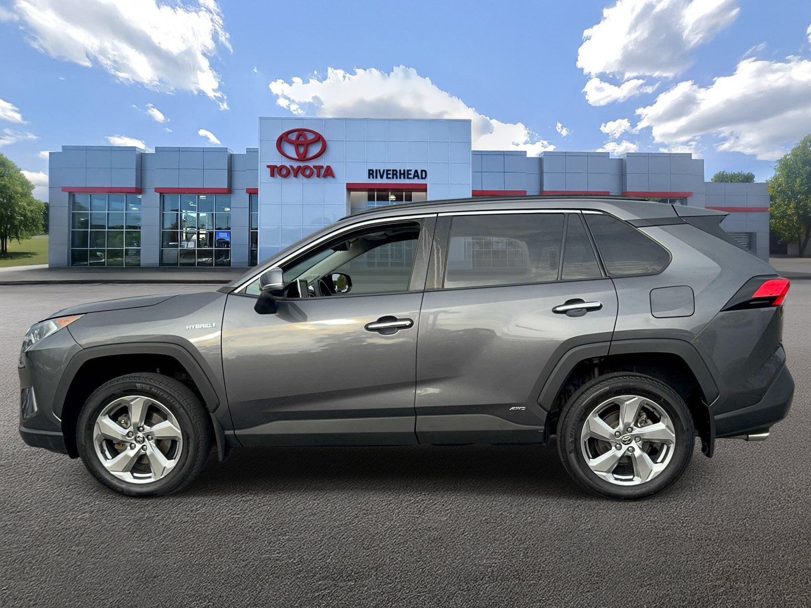 Used 2021 Toyota RAV4 Limited w/ Limited Grade Weather Package AWD/4WD image 4