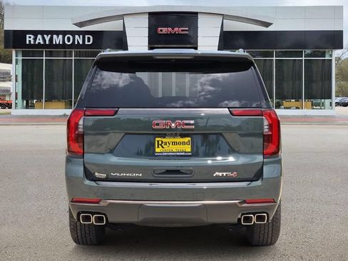 New 2026 GMC Yukon AT4 Ultimate AWD/4WD image 4