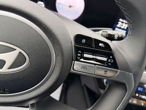 New 2026 Hyundai Elantra Limited image 15