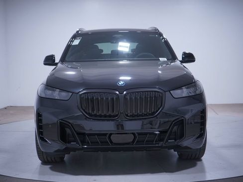 Used 2026 BMW X5 xDrive50e w/ M Sport Package AWD/4WD image 4