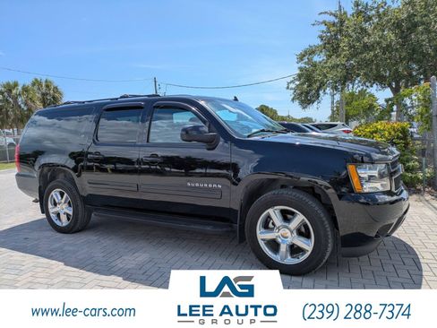 Used 2011 Chevrolet Suburban LT w/ Luxury Package AWD/4WD image 1