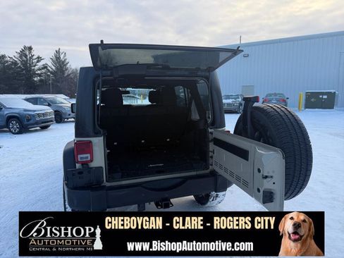 Used 2017 Jeep Wrangler Unlimited Sport w/ Quick Order Package 24S image 28