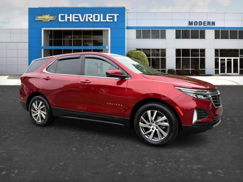 Used 2023 Chevrolet Equinox LT FWD image 6