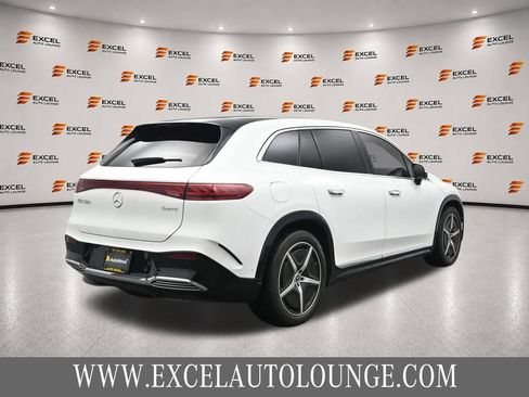Used 2023 Mercedes-Benz EQS 580 4MATIC SUV image 5