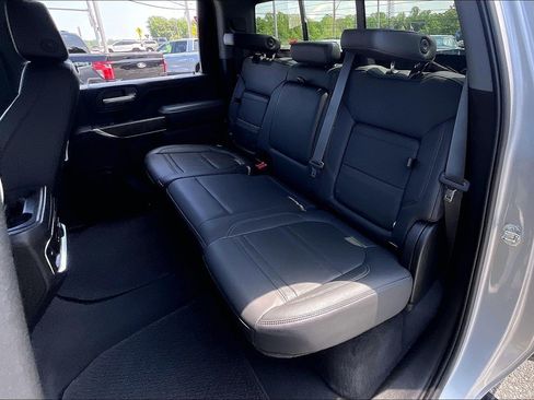 Used 2021 GMC Sierra 3500 Denali w/ Denali Ultimate Package AWD/4WD image 25