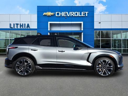 New 2026 Chevrolet Blazer EV SS AWD/4WD image 8