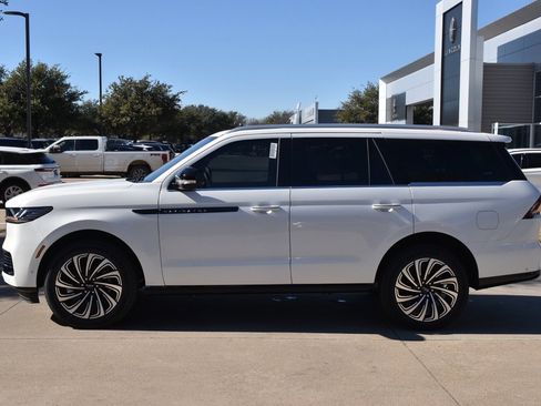 New 2025 Lincoln Navigator Black Label image 11