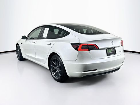 Used 2022 Tesla Model 3 Long Range AWD/4WD image 5