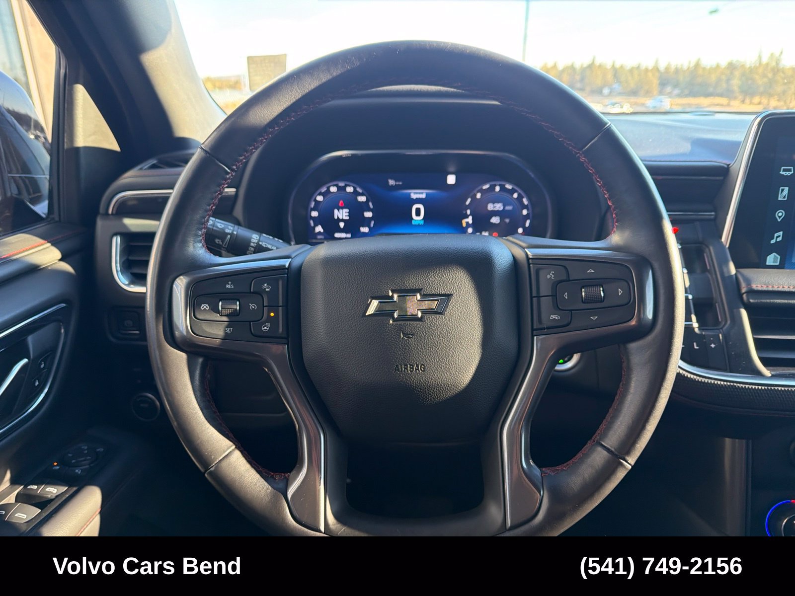 Used 2022 Chevrolet Tahoe RST w/ Luxury Package AWD/4WD image 11