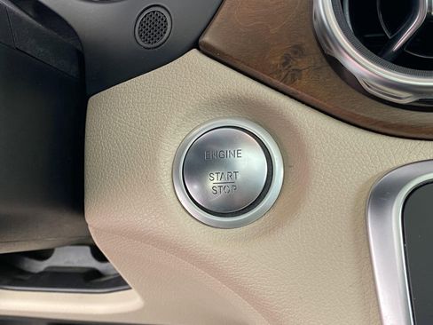 Used 2018 Mercedes-Benz GLA 250 4MATIC image 24