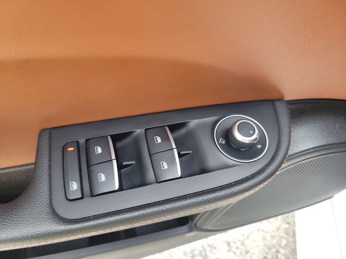 Used 2017 Alfa Romeo Giulia RWD image 20