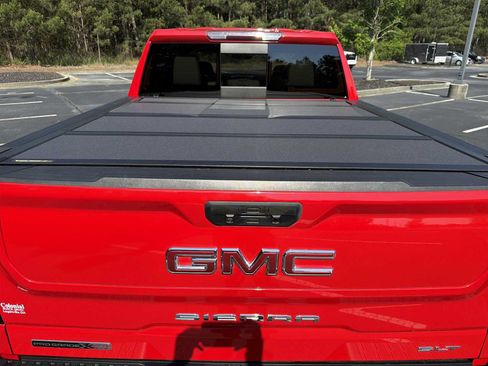 Used 2019 GMC Sierra 1500 SLT w/ SLT Premium Plus Package AWD/4WD image 32