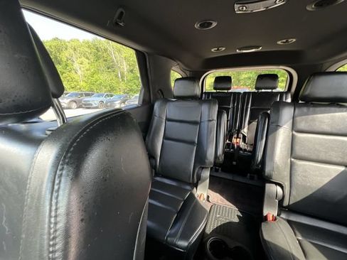 Used 2019 Dodge Durango GT w/ Blacktop Package AWD/4WD image 13