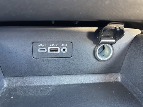 Used 2025 Nissan Altima 2.5 SV image 14