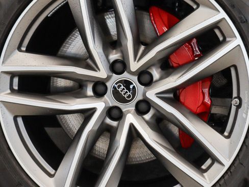 New 2026 Audi Q7 3.0T Prestige image 5