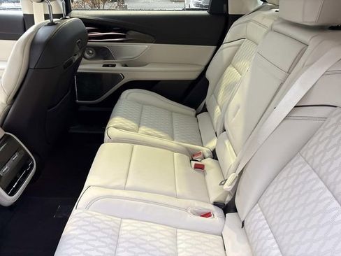 New 2026 Lincoln Nautilus Black Label w/ Jet Appearance Package AWD/4WD image 18