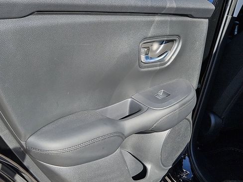 Used 2026 Honda HR-V LX image 16