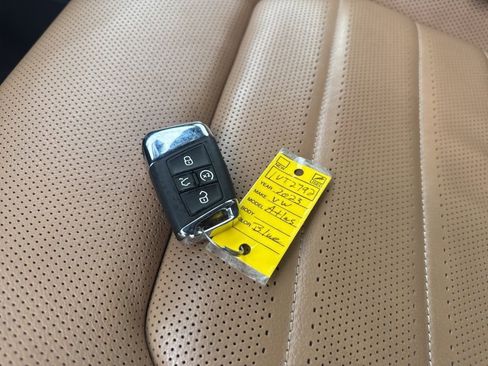 Used 2023 Volkswagen Atlas Cross Sport SEL Premium R-Line image 41