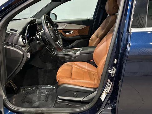 Used 2022 Mercedes-Benz GLC 300 4MATIC Coupe w/ AMG Line image 10